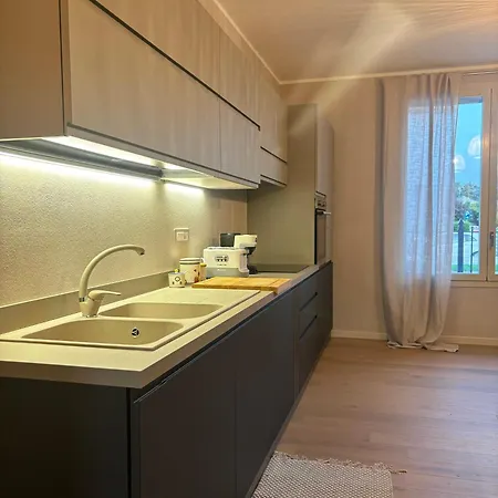 Evan A Due Passi Dal Centro Tatil Evi *