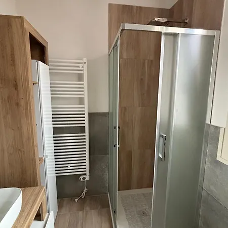 Evan A Due Passi Dal Centro Tatil Evi *